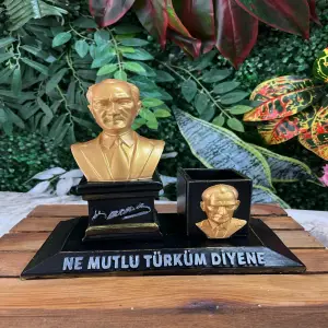 Atatürk Büst (Kalemlik)