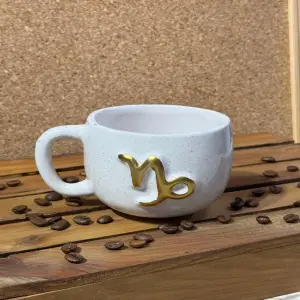 Seramik El Yapımı Oğlak Burcu Semböllü Kupa