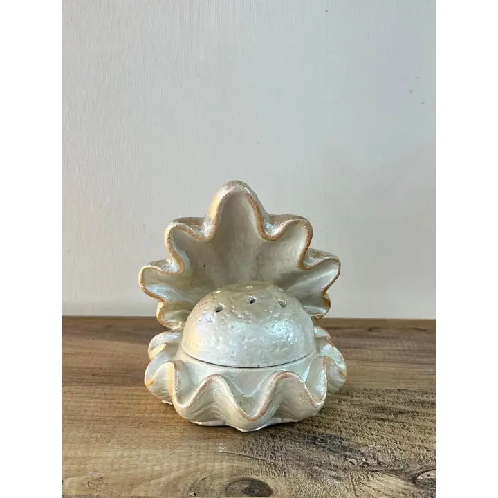 Kapaklı İnci Tütsülük