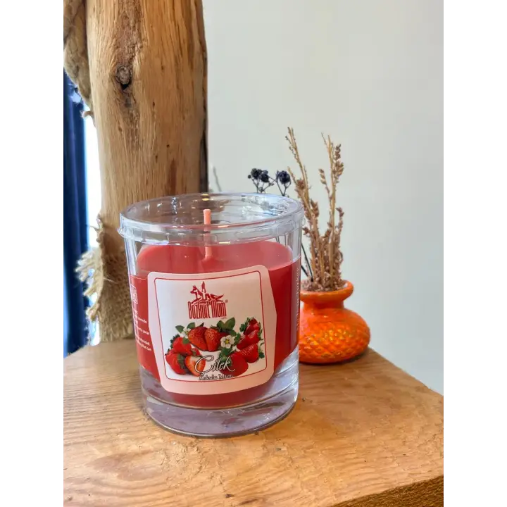 Çilek Kokulu Cam Bardak Mum