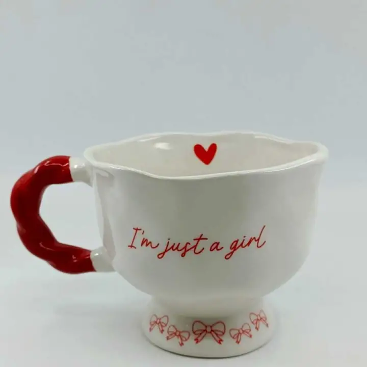 Balerin Kupa (Im Just a Girl)