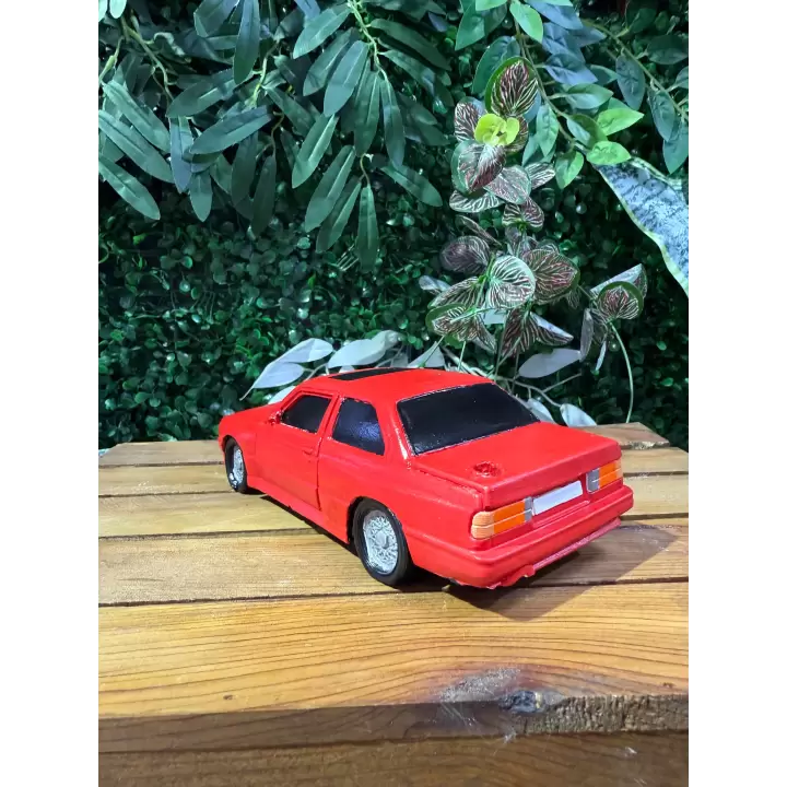 Bmw E30 Tütsülük Kırmızı