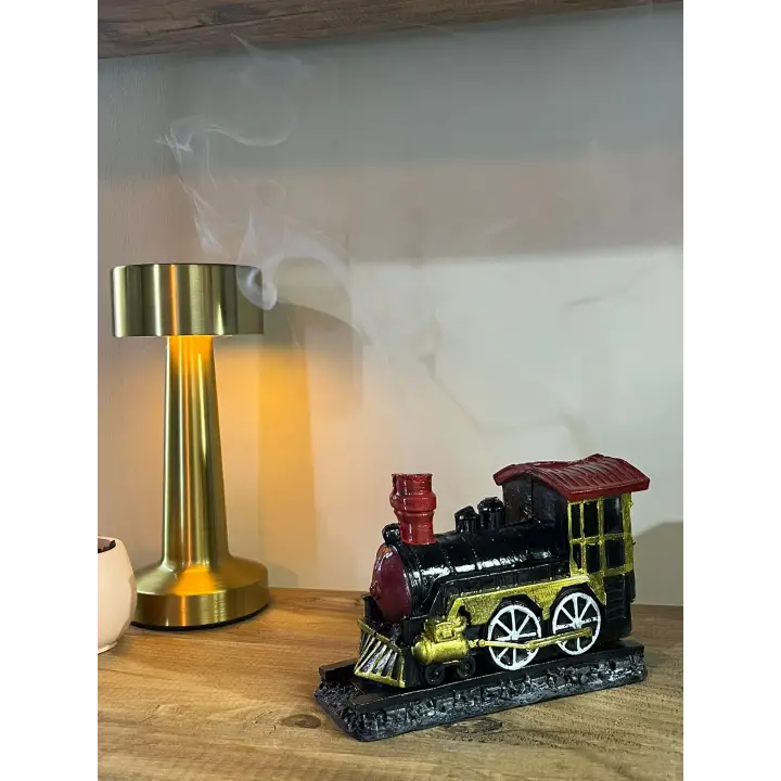 Tren Konik Tütsülük