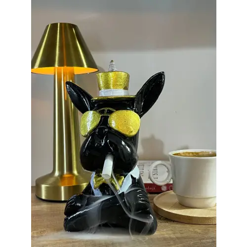 Sigara İçen Buldog Köpek Tütüslük