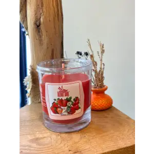 Çilek Kokulu Cam Bardak Mum