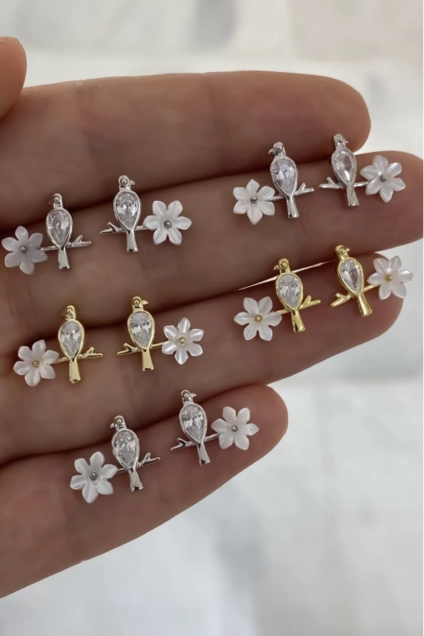 Çiçekli Kuş Küpe