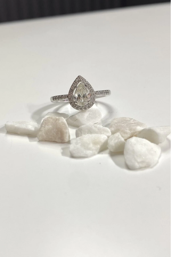 Damla Kesim Creative Tektaş Yüzük