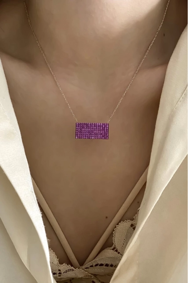 Dikdörtgen Detaylı Kolye