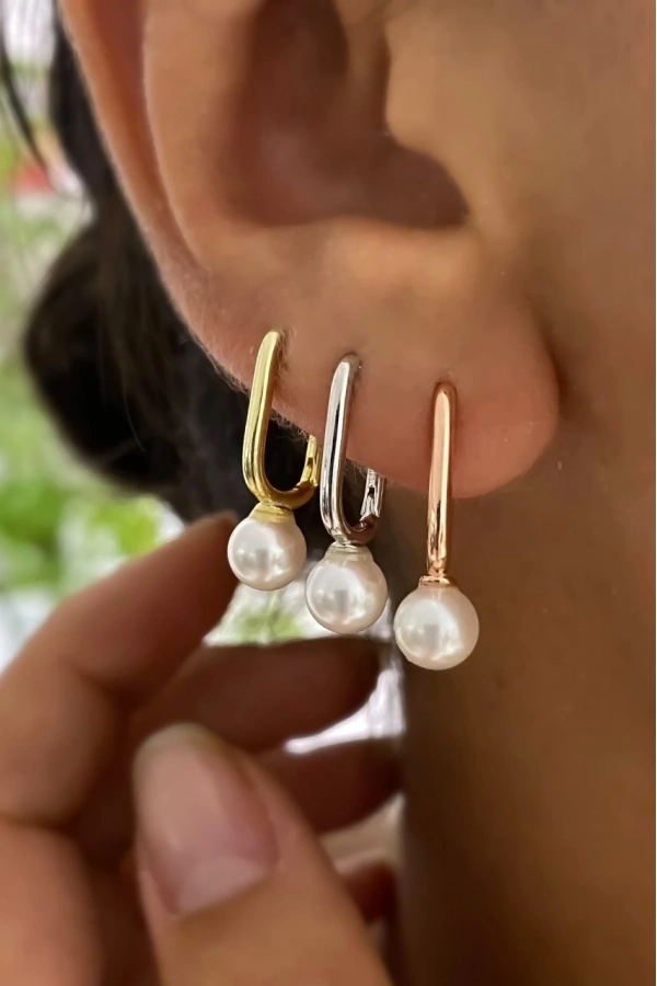 Dikdörtgen İnci Detaylı Küpe