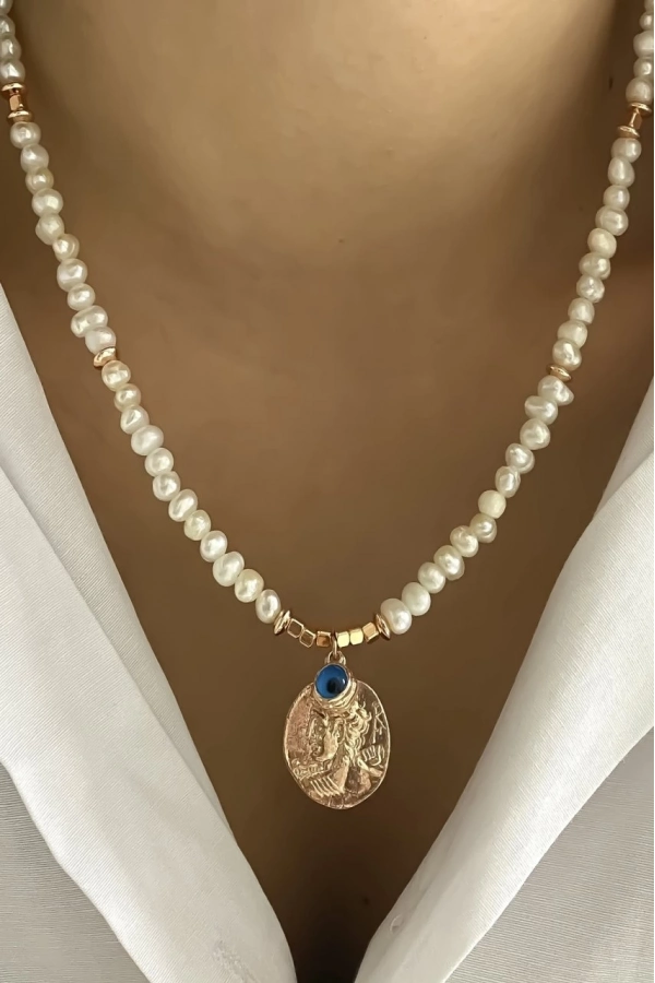 İnci Antik Madalyon Kolye