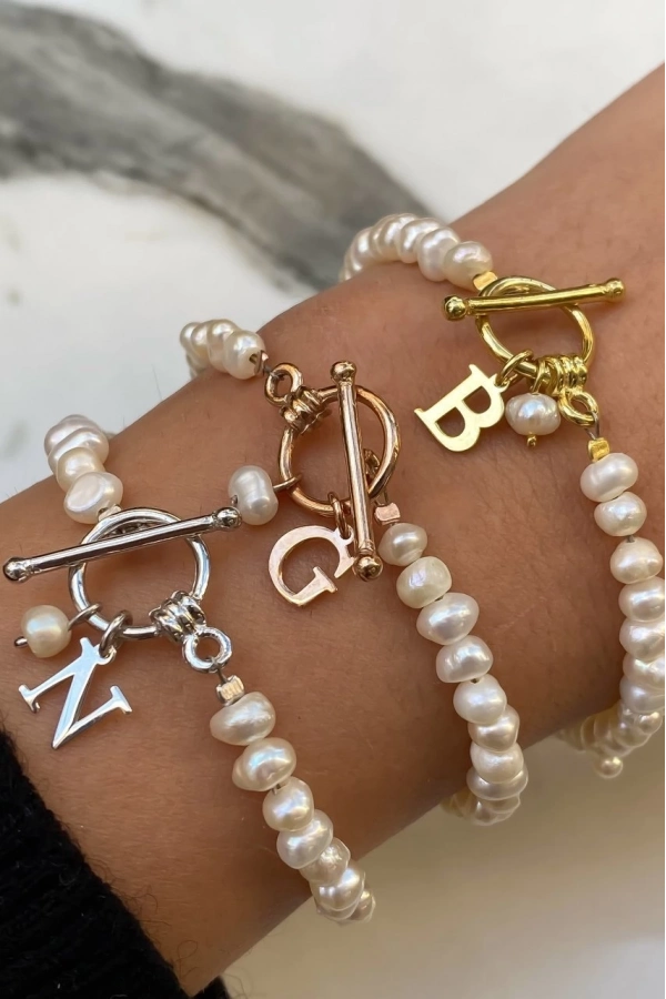 İncili Harf Bileklik