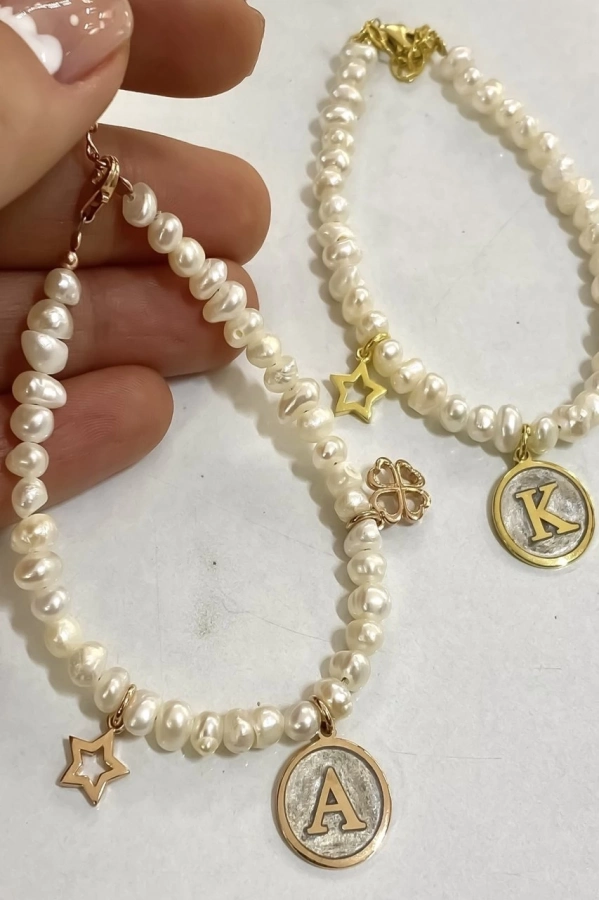 İncili Mineli Harf Bileklik