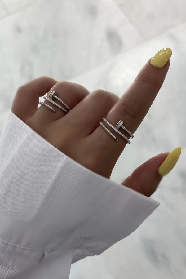 İtalyan Çivi Yüzük