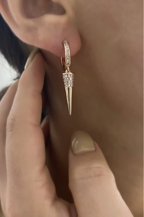 İthal Sallantılı Sivri Küpe