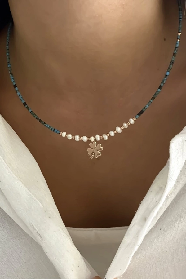 Kum Firuze Figür Kolye