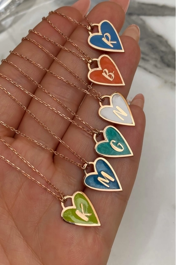 Mineli Kalp Harf Kolye