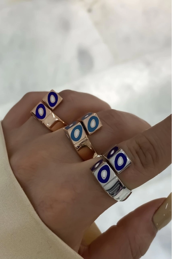 Mineli Kutu Form Yüzük