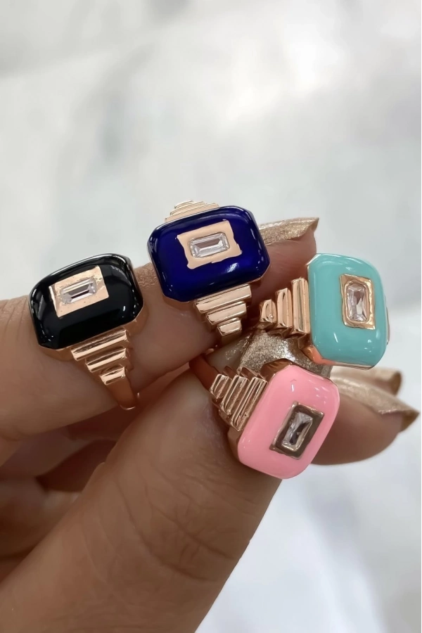 Mineli Madalyon Yüzük