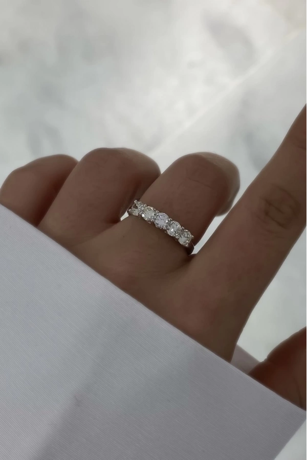 Mozanit Taşlı 4 mm Beştaş Yüzük