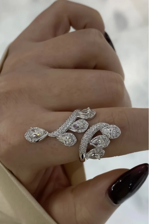 Mozanit Taşlı Yedi Damla Yüzük