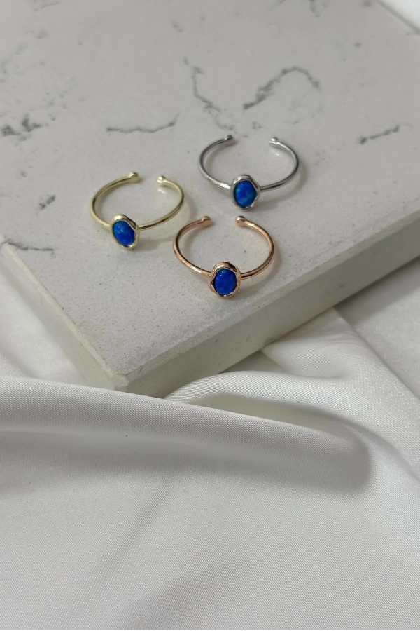 Opal Dövü Yüzük