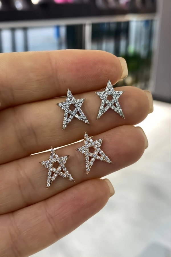 Ortası Boş Yıldız Küpe