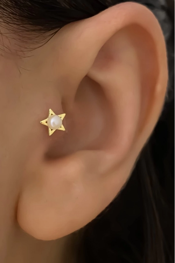 Ortası İncili Piercing Küpe