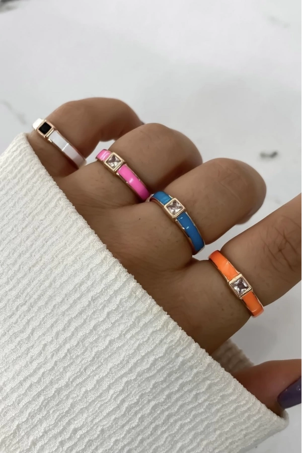 Ortası Kare Taşlı Mineli Yüzük