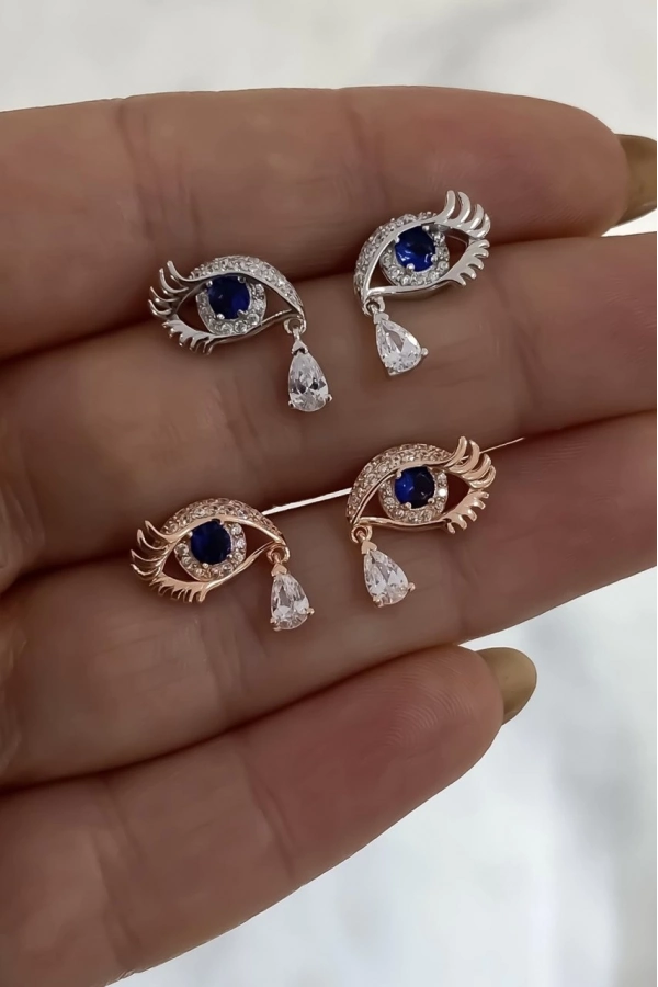 Safir Taşlı Göz Küpe