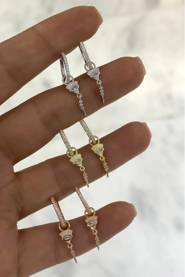 Sallantılı Göz Küpe