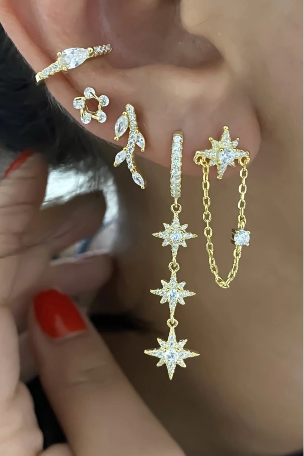 Sallantılı Kutup Yıldızı Küpe