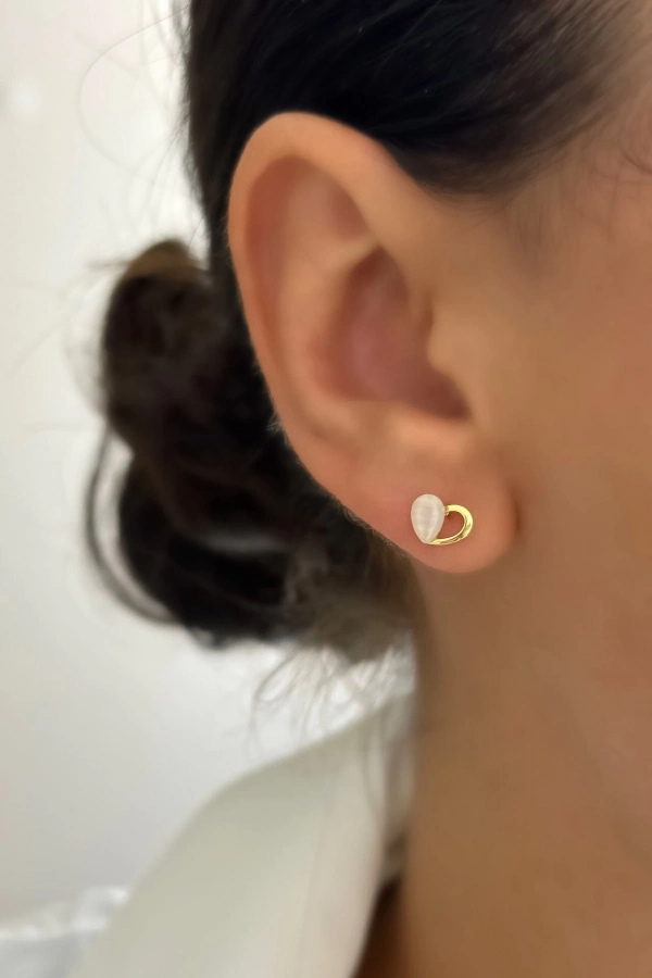 Sedef Taşlı Kalp Küpe