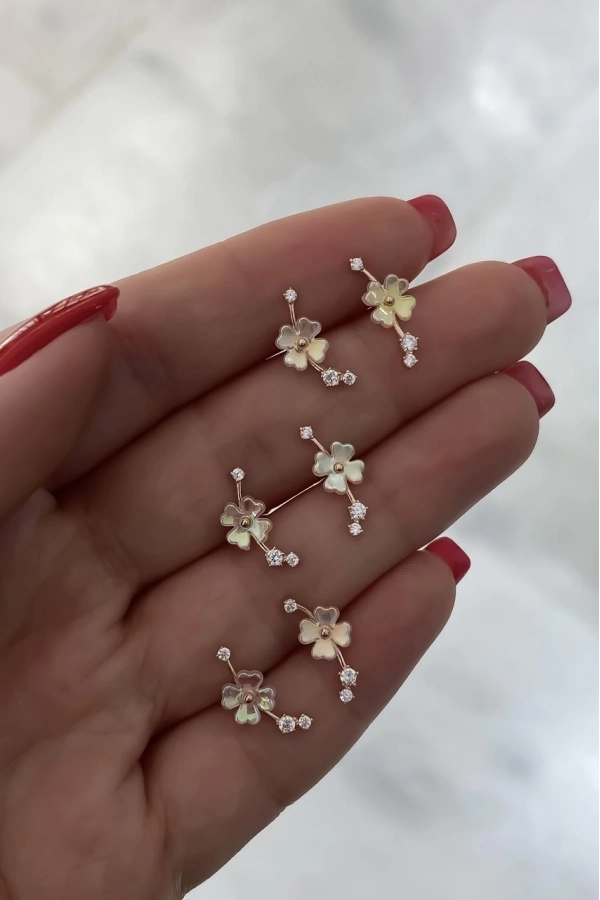 Sedefli Çiçek Küpe