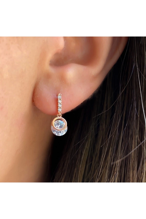 Sıra Taşlı Sallantılı Küpe