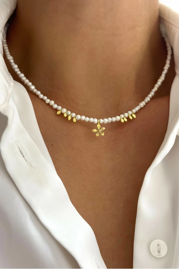 Tasarım İnci Kolye