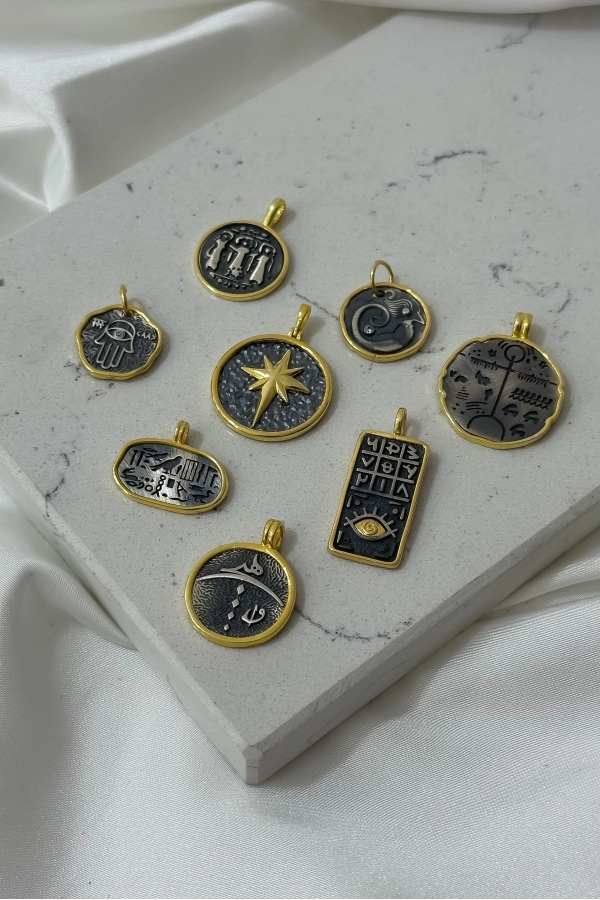 Tasarım Madalyon Kolyeler