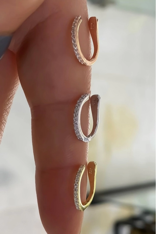 Taşlı Tek Sıra Earcuff