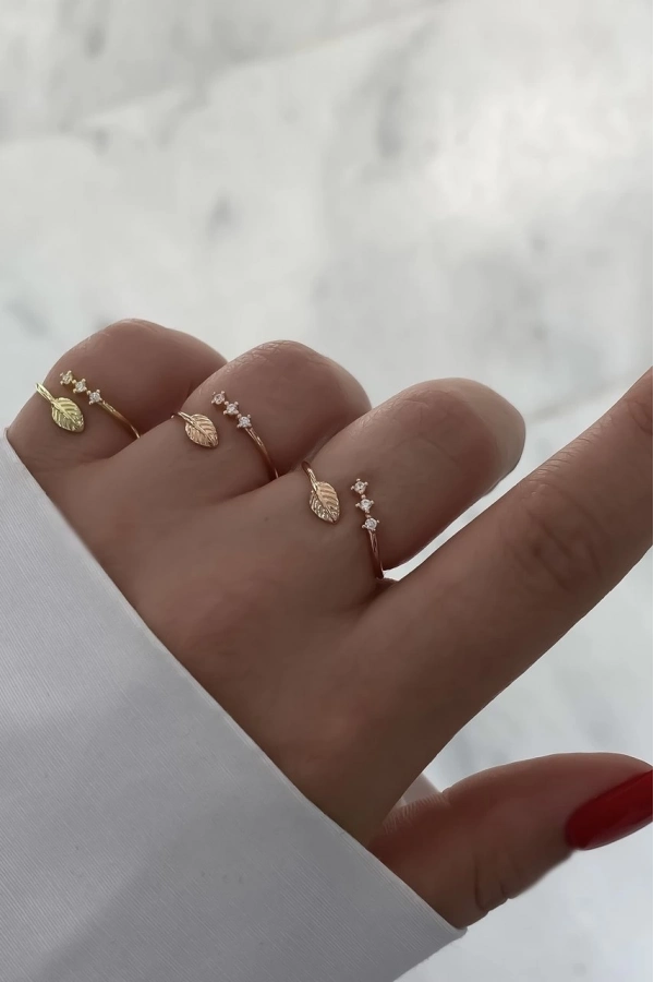 Taşlı Yaprak Yüzük