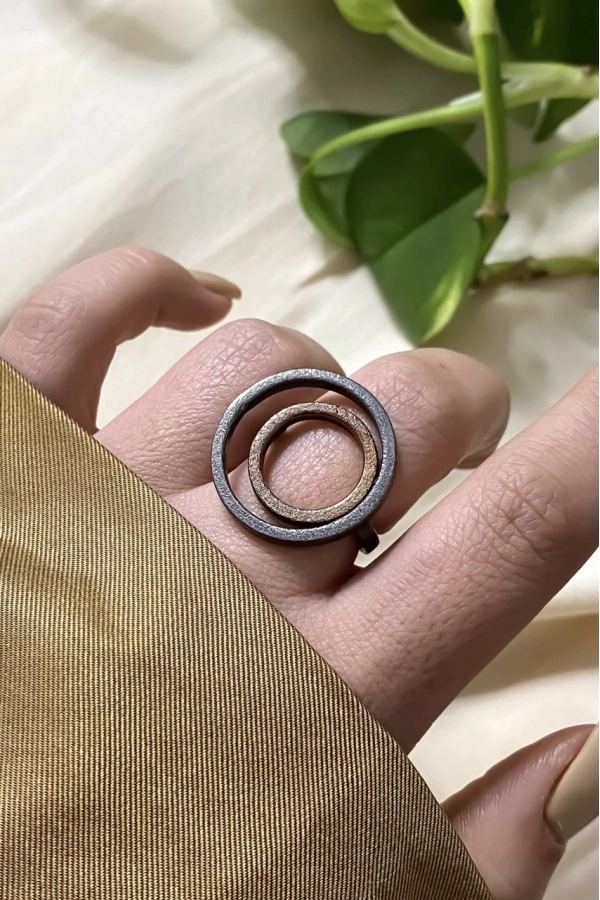 Taşsız el işi yüzük