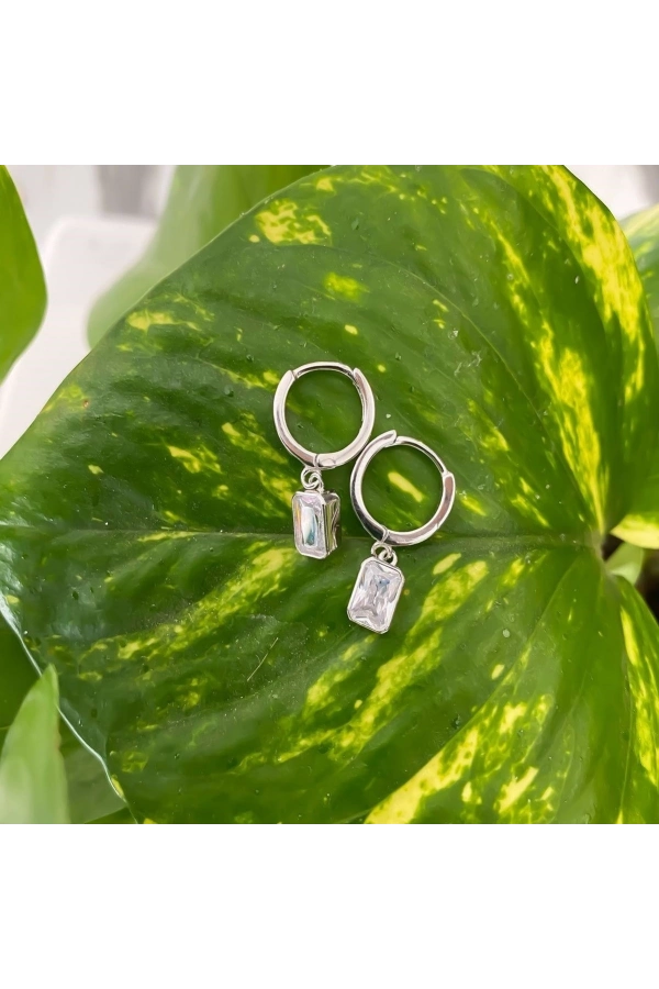 Tektaş Detaylı Halka Küpe