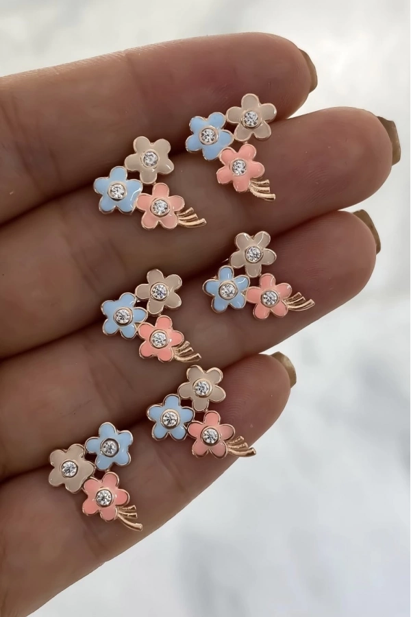 Üçlü Mineli Çiçek Küpe