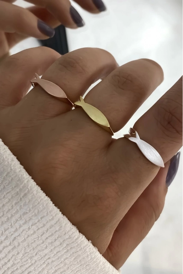 Üstü Mat Balık Detaylı Yüzük