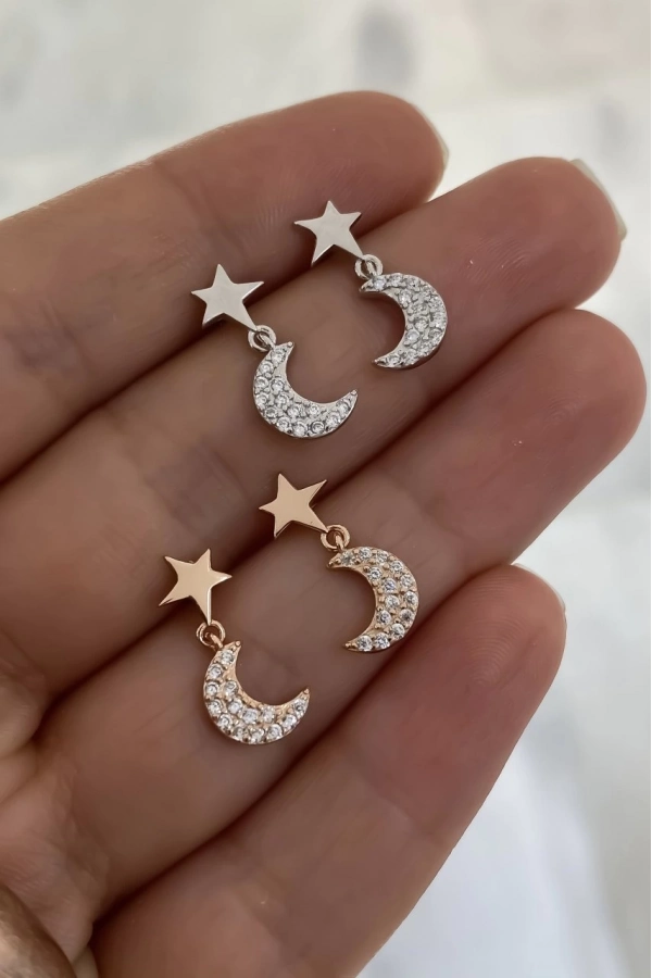 Yıldız Ve Ay Detaylı Küpe