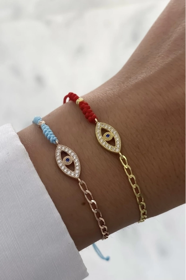 Zincir Detaylı Göz Bileklik