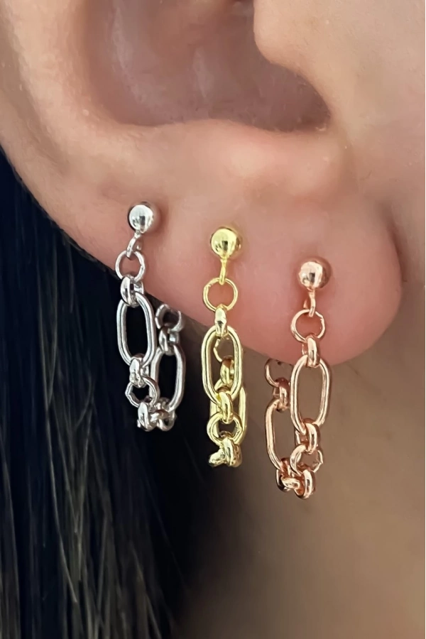 Zincir Detaylı Küpe