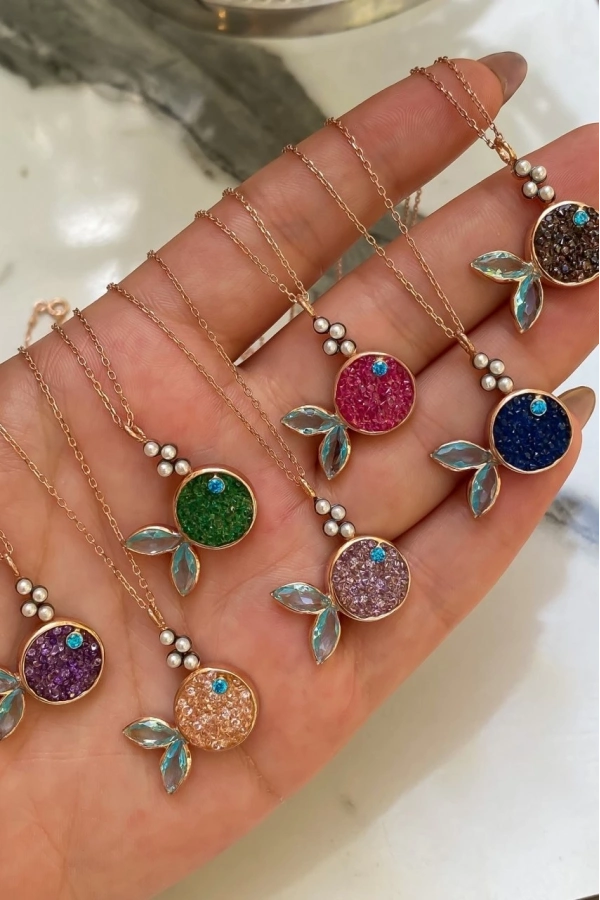 Zirkon Taşlı Balık Kolye