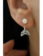 İncili Taşlı Balık Kuyruğu Küpe