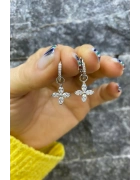 Markiz Kesim Çiçek Sallantılı Küpe