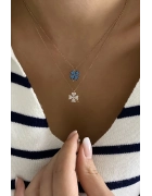 Minimal Taşlı Yonca Kolye