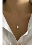 Mozanit Taşlı Emerald Kesim Kolye